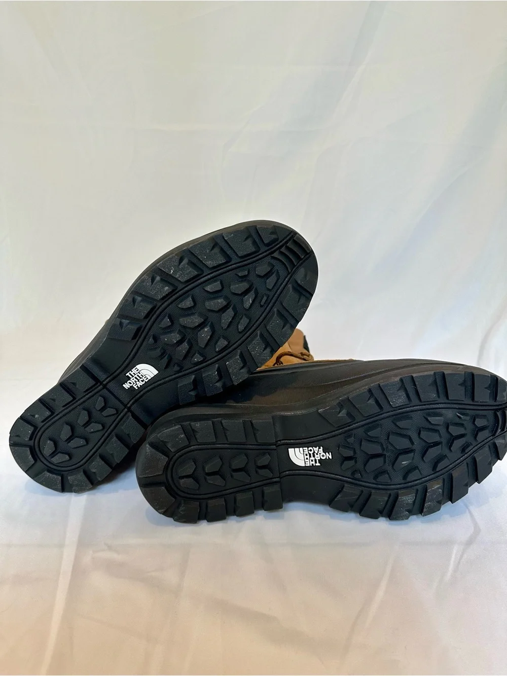 The North Face Men’s Chilkat V Lace Waterproof Insulated Winter Boots